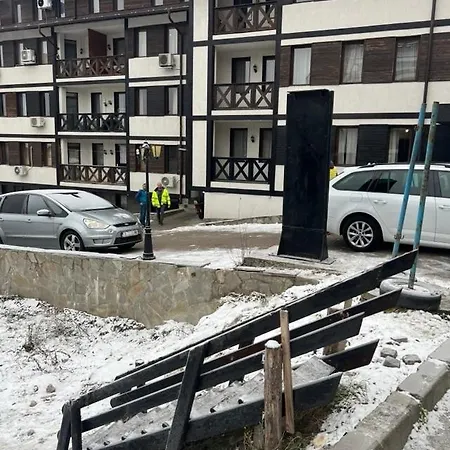 아파트 Bonbon Next To Gondola 반스코