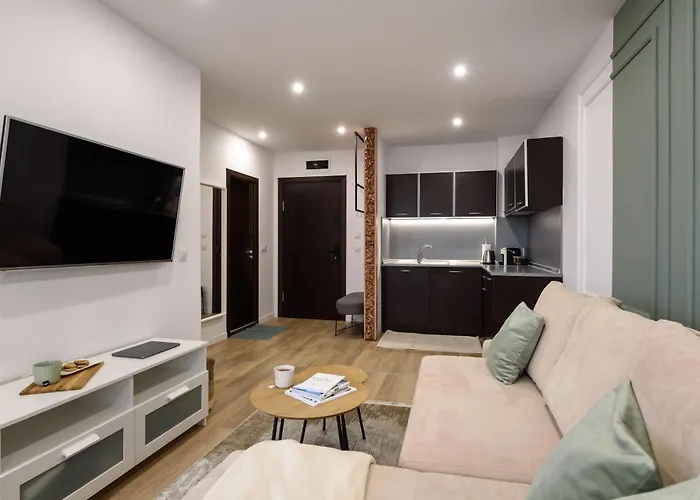 Bonbon Next To Gondola Apartmán